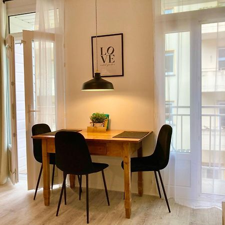 Living At Saarpartments - Adultsonly - Business & Holiday Homes With Kitchen For Long- And Short Term Stay, 3 Min To St Johanner Markt And Points Of Interest ซาร์บรึคเคน ภายนอก รูปภาพ