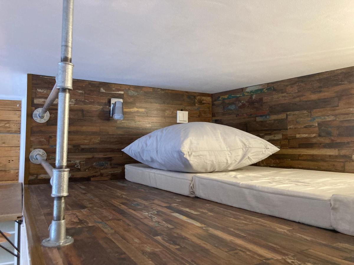 Living At Saarpartments - Adultsonly - Business & Holiday Homes With Kitchen For Long- And Short Term Stay, 3 Min To St Johanner Markt And Points Of Interest ซาร์บรึคเคน ภายนอก รูปภาพ